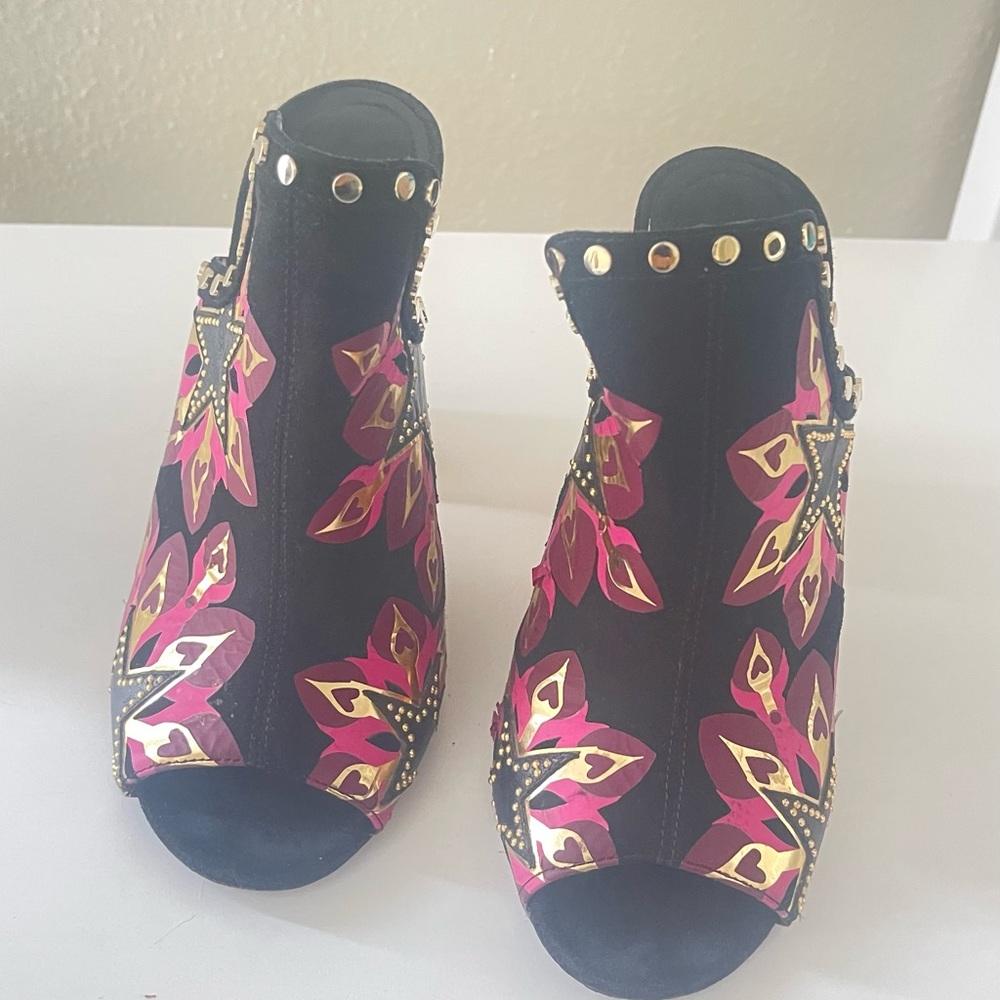 Authentic Jimmy Choo - Picture 2 of 6